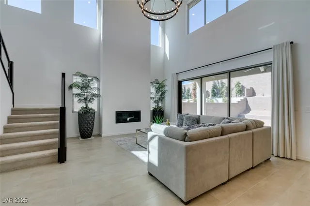 $1,194,000 | 365 Mal Paso Street, Las Vegas, NV 89138