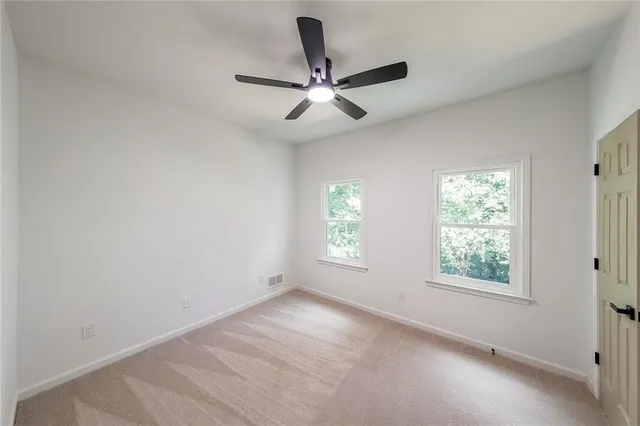 a view of empty room with window