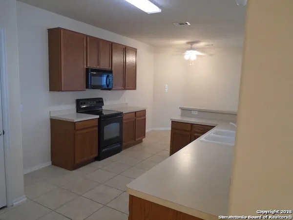 $2,250 | 3815 Bennington Way, San Antonio, TX 78261