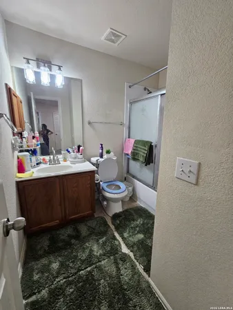 $2,250 | 3815 Bennington Way, San Antonio, TX 78261