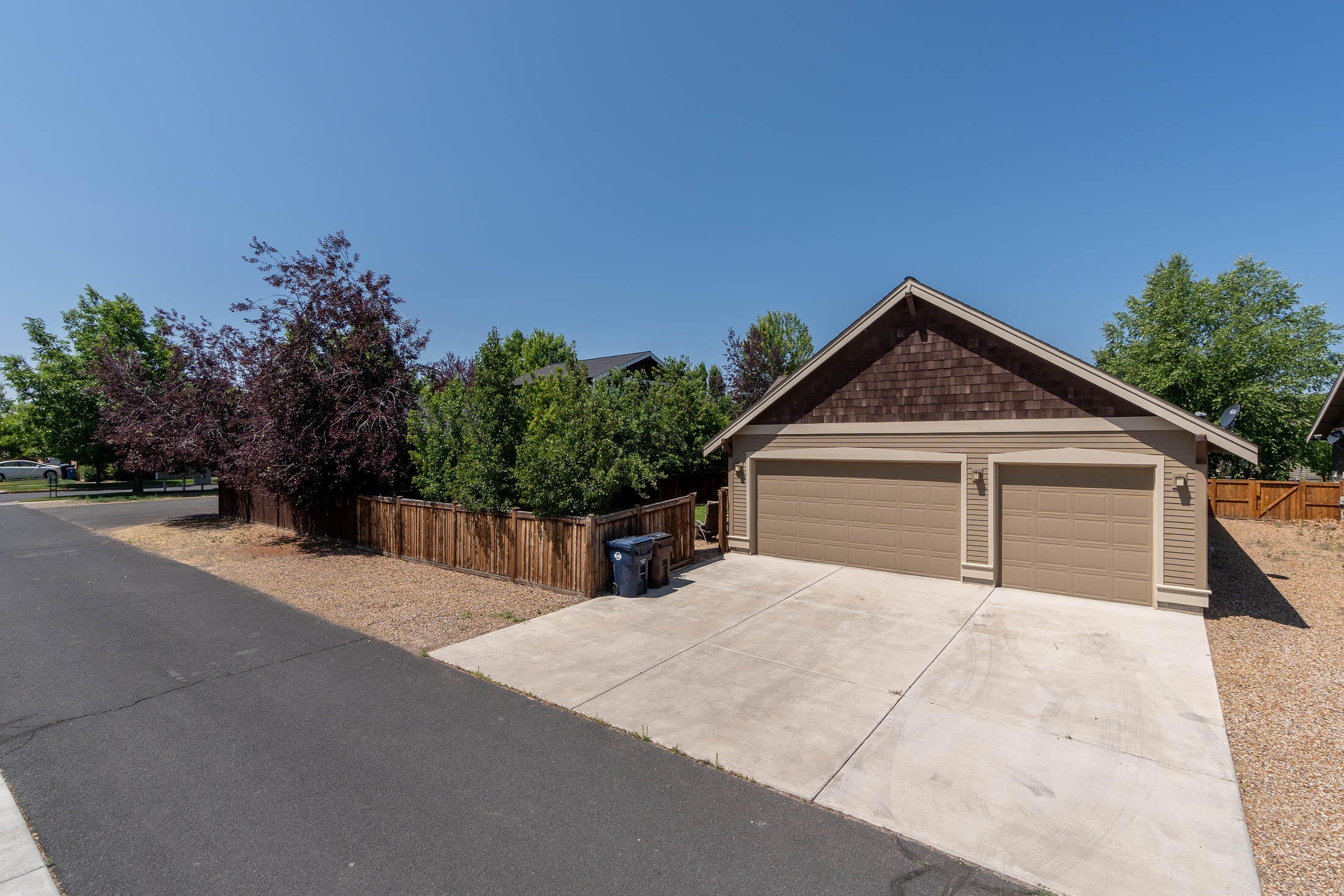 852 Northwest Rimrock Drive Redmond, OR 97756 - Photo 22 of 22 There is room between the back fence and alleyway for RV or additional parking.
