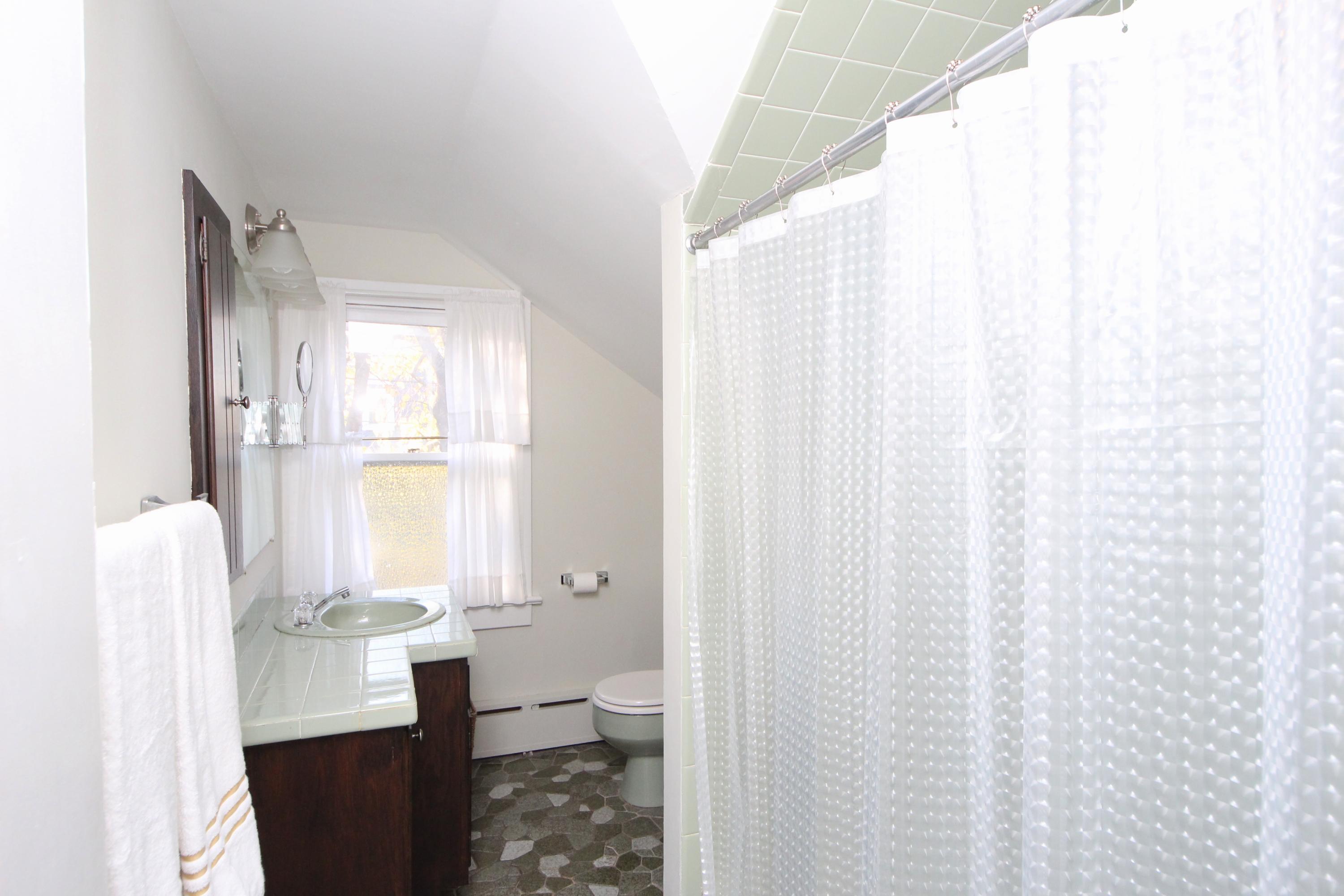 24 Bryan Road Rowayton, CT 06853 - Photo 14 of 19 Bath