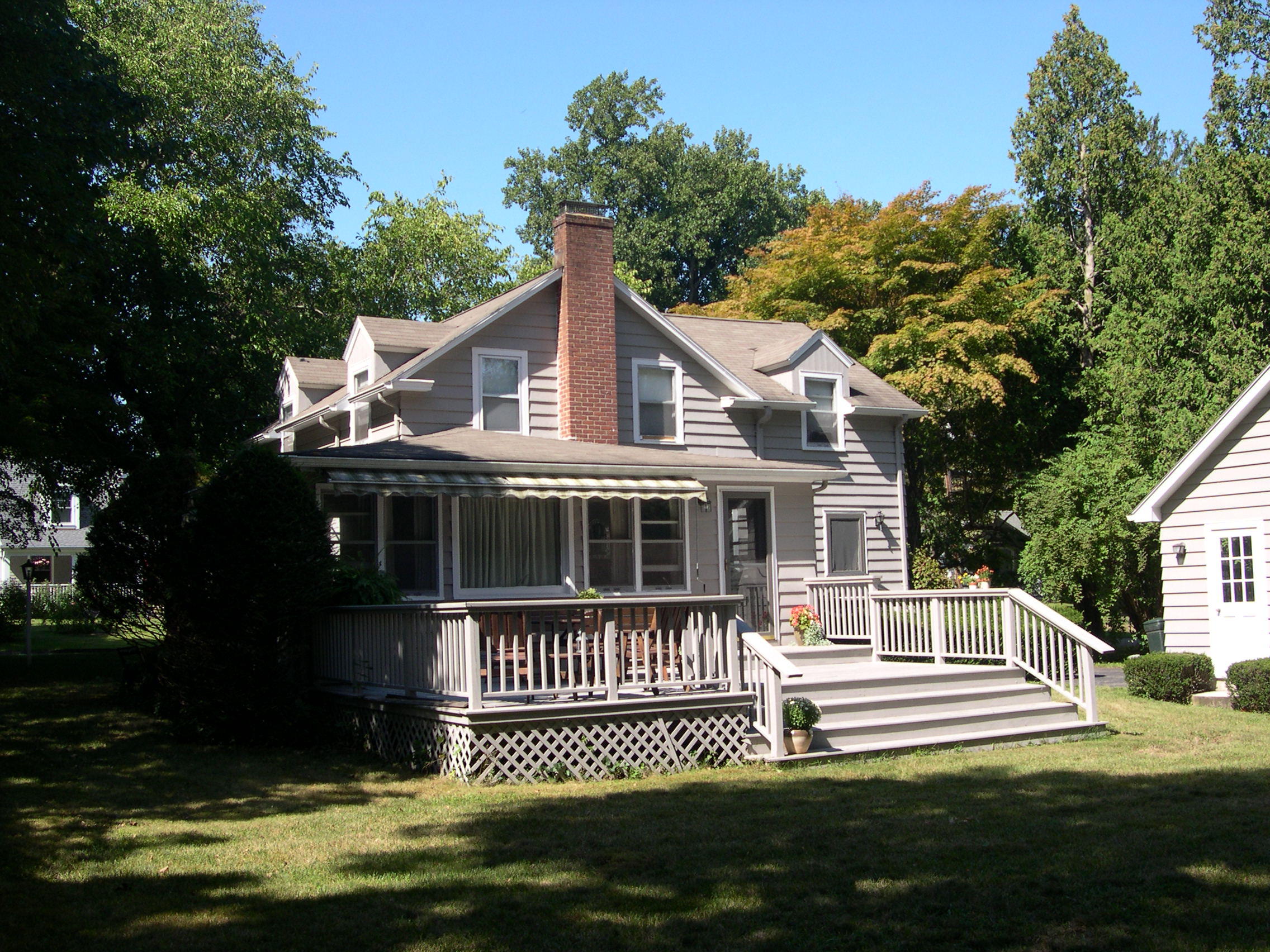 24 Bryan Road Rowayton, CT 06853 - Photo 15 of 19 Back Exterior