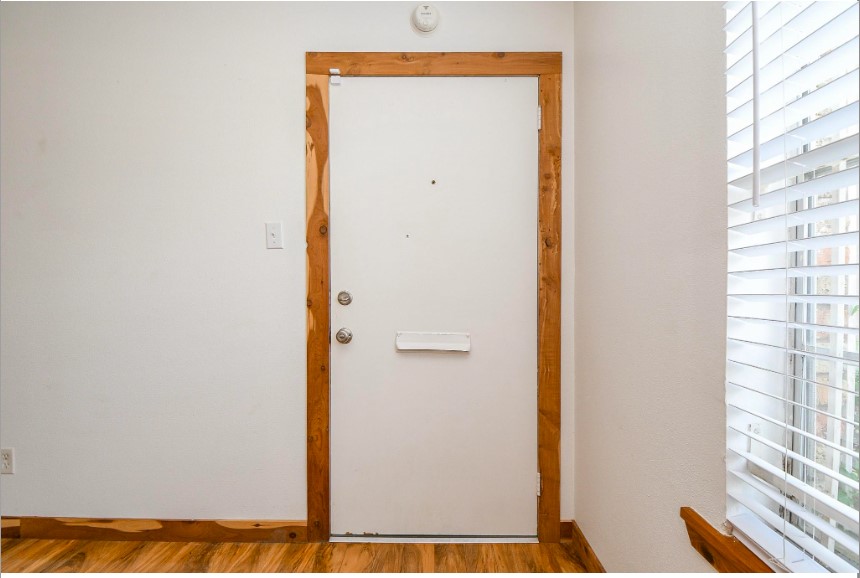 7233 Beechnut Street, Unit A Houston, TX 77074 - Photo 4 of 40 a view of closet area