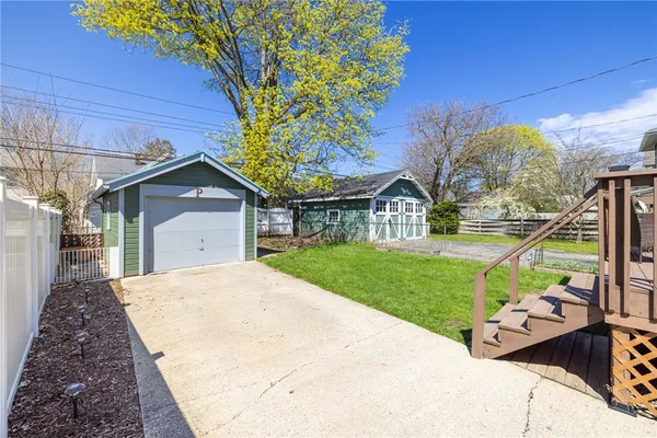 $2,200 | 109 Bedford Street, Rochester, NY 14609