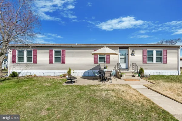 $199,900 | 74 Longwood Place, North Wales, PA 19454