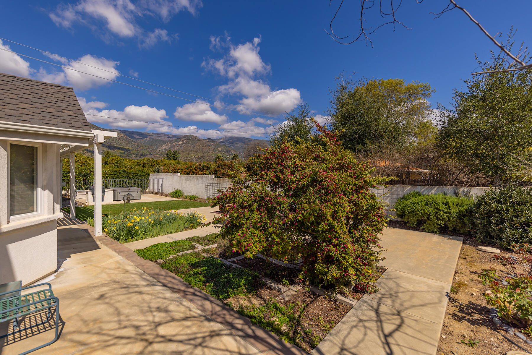 630 Los Alamos Drive Ojai, CA 93023 - Photo 16 of 24 630 Los Alamos_16