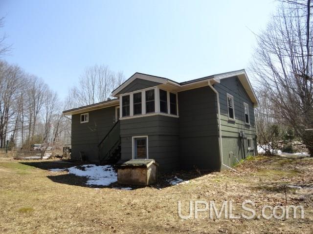 E9774 Miller Road Munising, MI 49862 - Photo 2 of 15