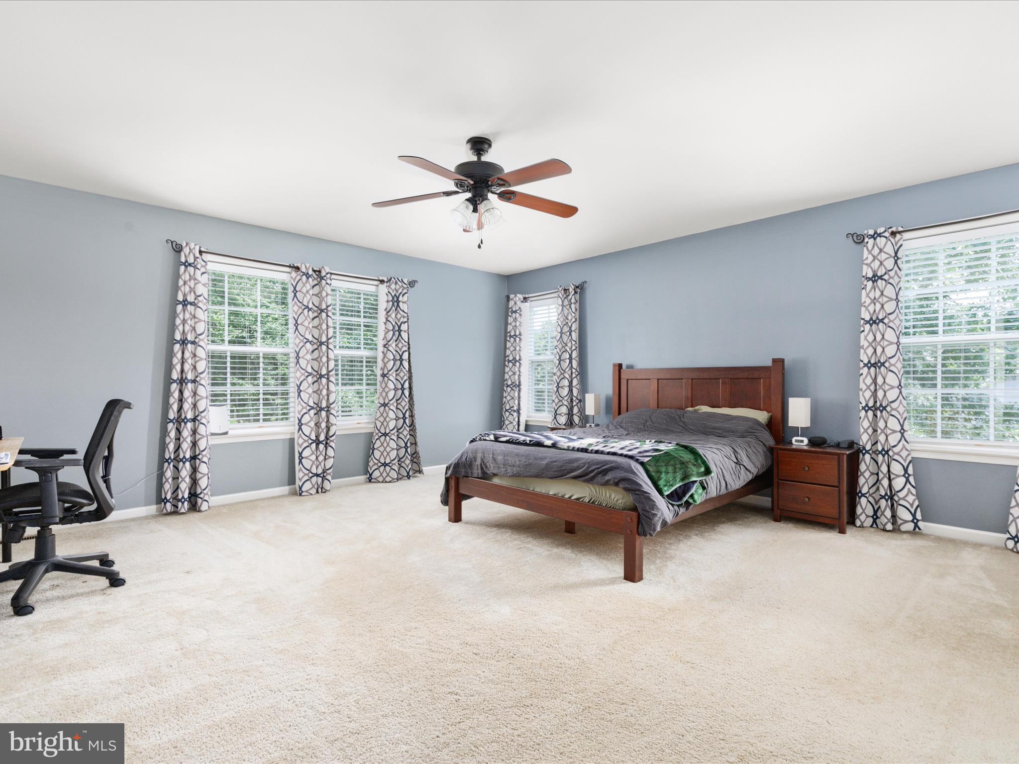 1039 Masters Drive Cross Junction, VA 22625 - Photo 22 of 73 Primary bedroom