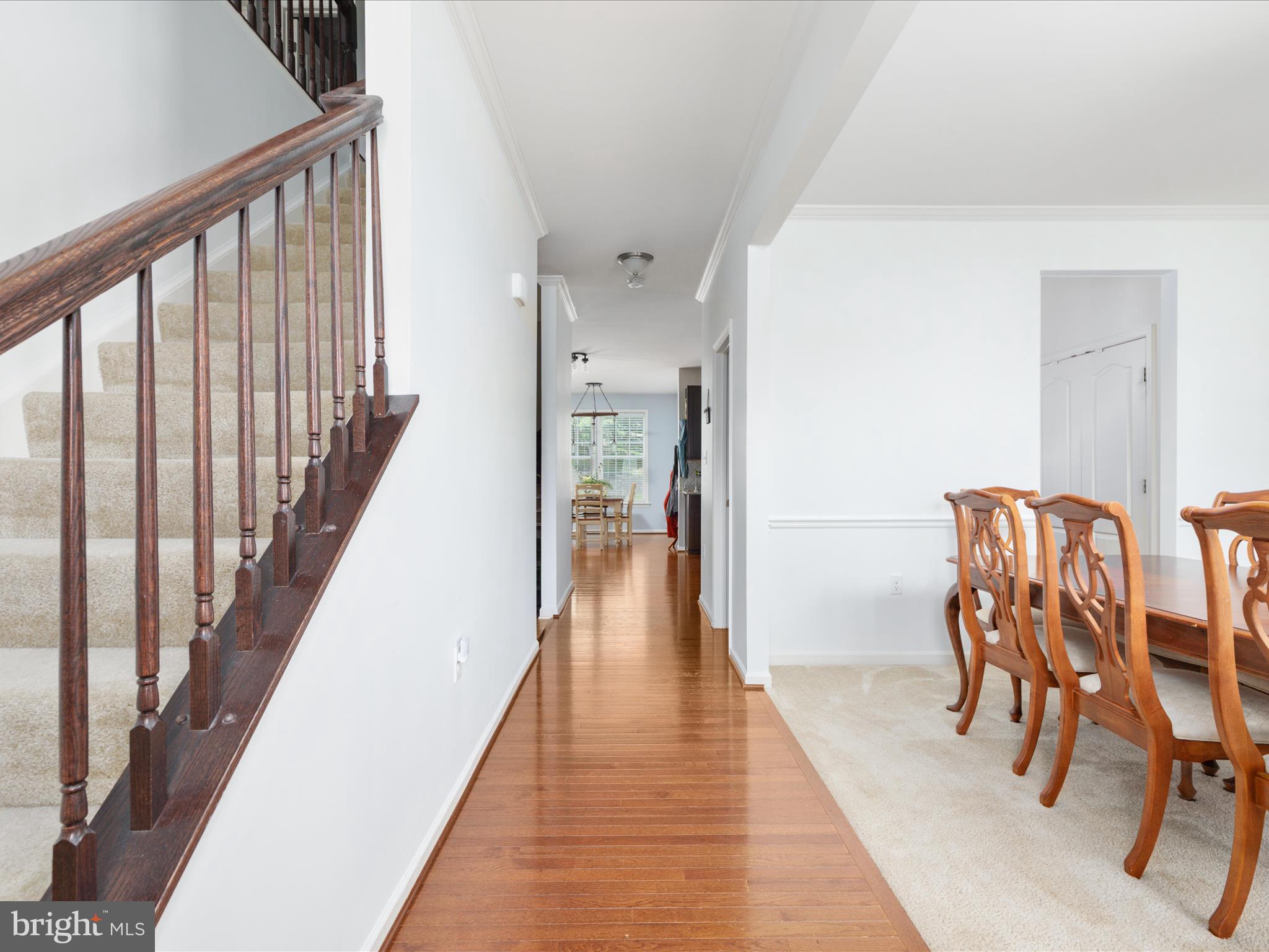 1039 Masters Drive Cross Junction, VA 22625 - Photo 6 of 73 Foyer entrance