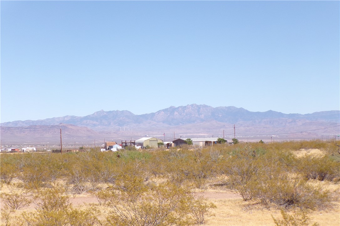 1193 South Dragoon Road Golden Valley, AZ 86413 - Photo 25 of 48 Gallery Image 25