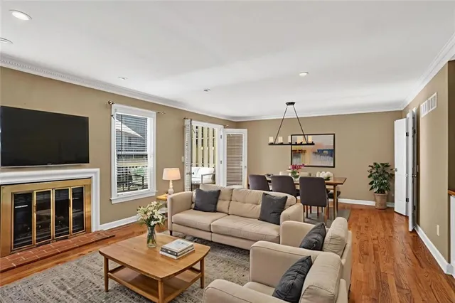 $425,000 | 1352 Sheffield Glen Way Northeast, Atlanta, GA 30329