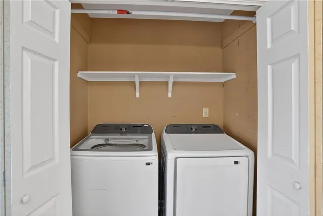 $425,000 | 1352 Sheffield Glen Way Northeast, Atlanta, GA 30329