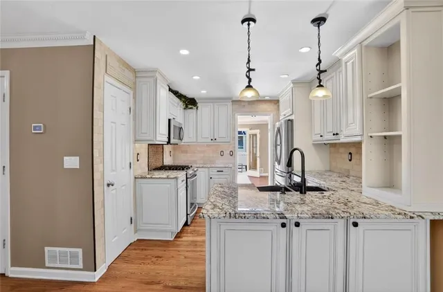 $425,000 | 1352 Sheffield Glen Way Northeast, Atlanta, GA 30329