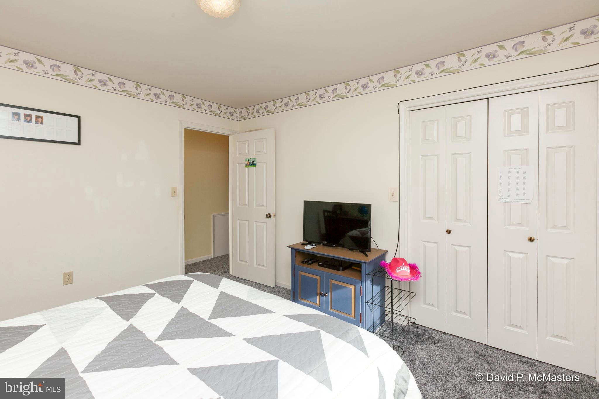 393 Lone Oak Road Ranson, WV 25438 - Photo 28 of 101