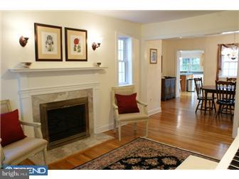 307 Irish Road Berwyn, PA 19312 - Photo 9 of 12 Living Room