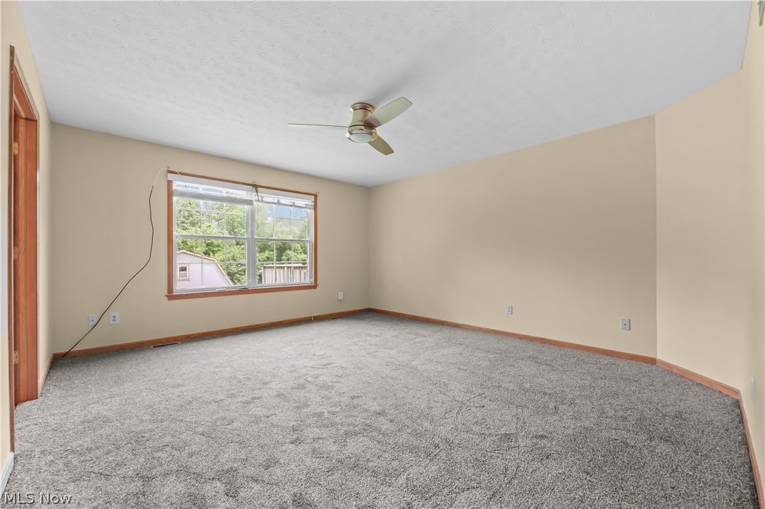 1701 Woods Road Akron, OH 44306 - Photo 20 of 43