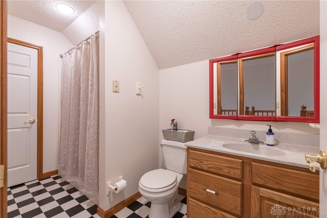 12075 Eagle Road New Lebanon, OH 45345 - Photo 28 of 37 Gallery Image 28