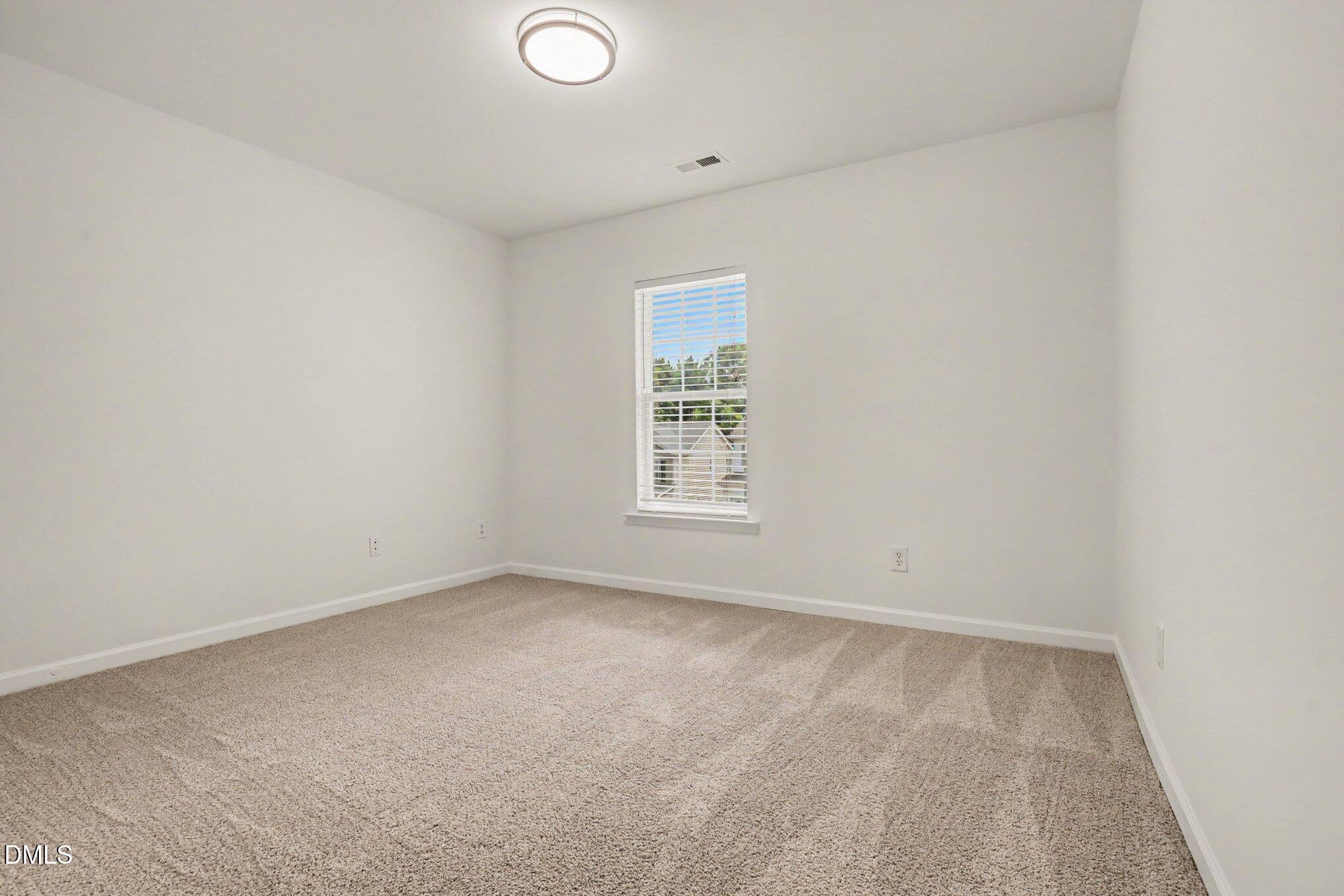 8416 Tie Stone Way Raleigh, NC 27613 - Photo 20 of 31 014_file_1975