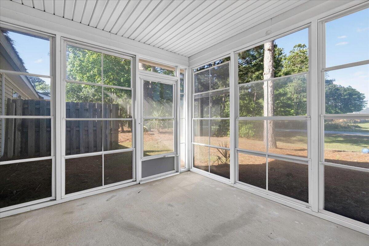 7360 Suncatcher Drive Hanahan, SC 29410 - Photo 29 of 40 29-7360 Suncatcher Drive-26