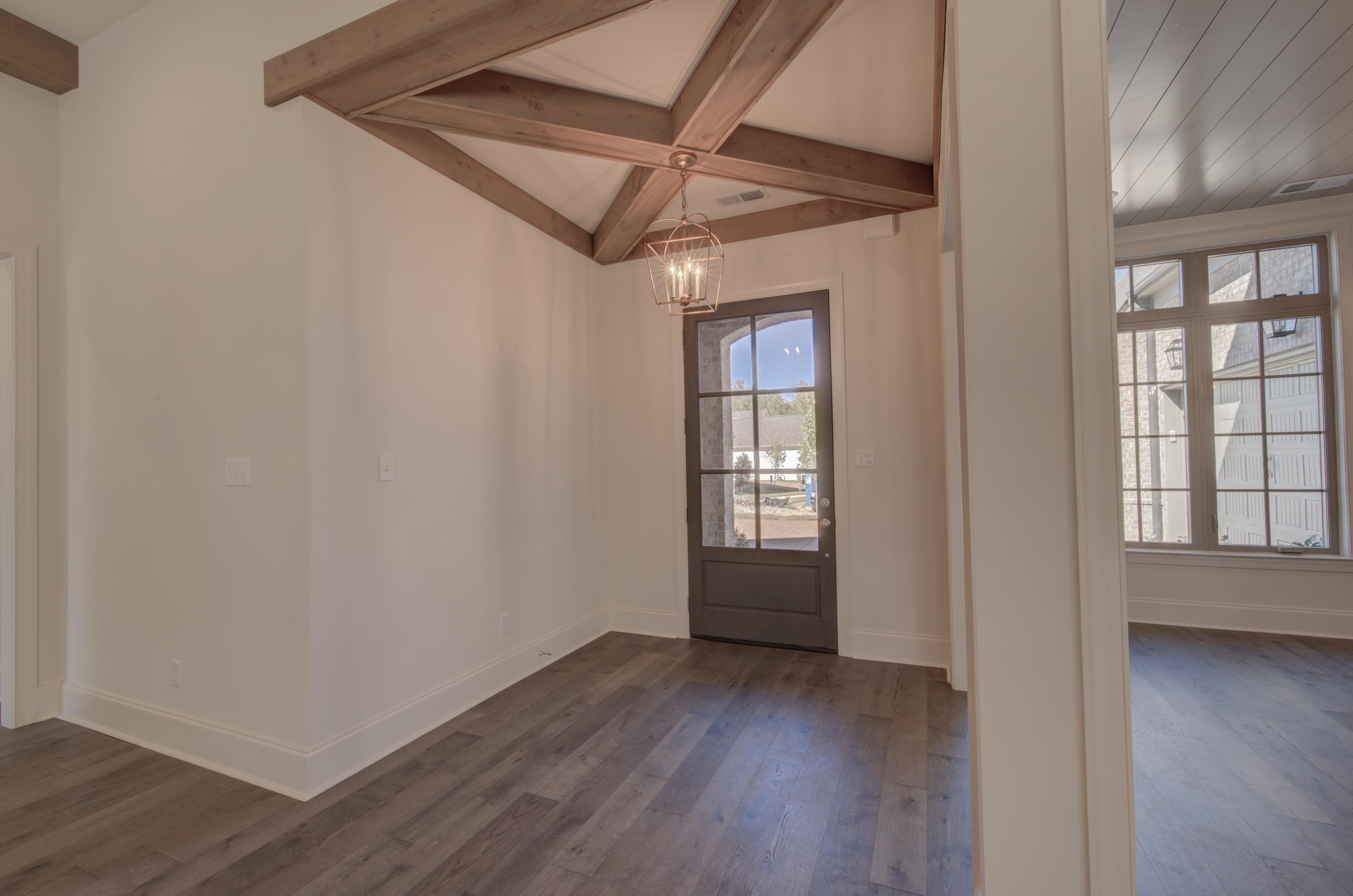 10154 Nighthawk Cove Collierville, TN 38017 - Photo 3 of 25 Gallery Image 3