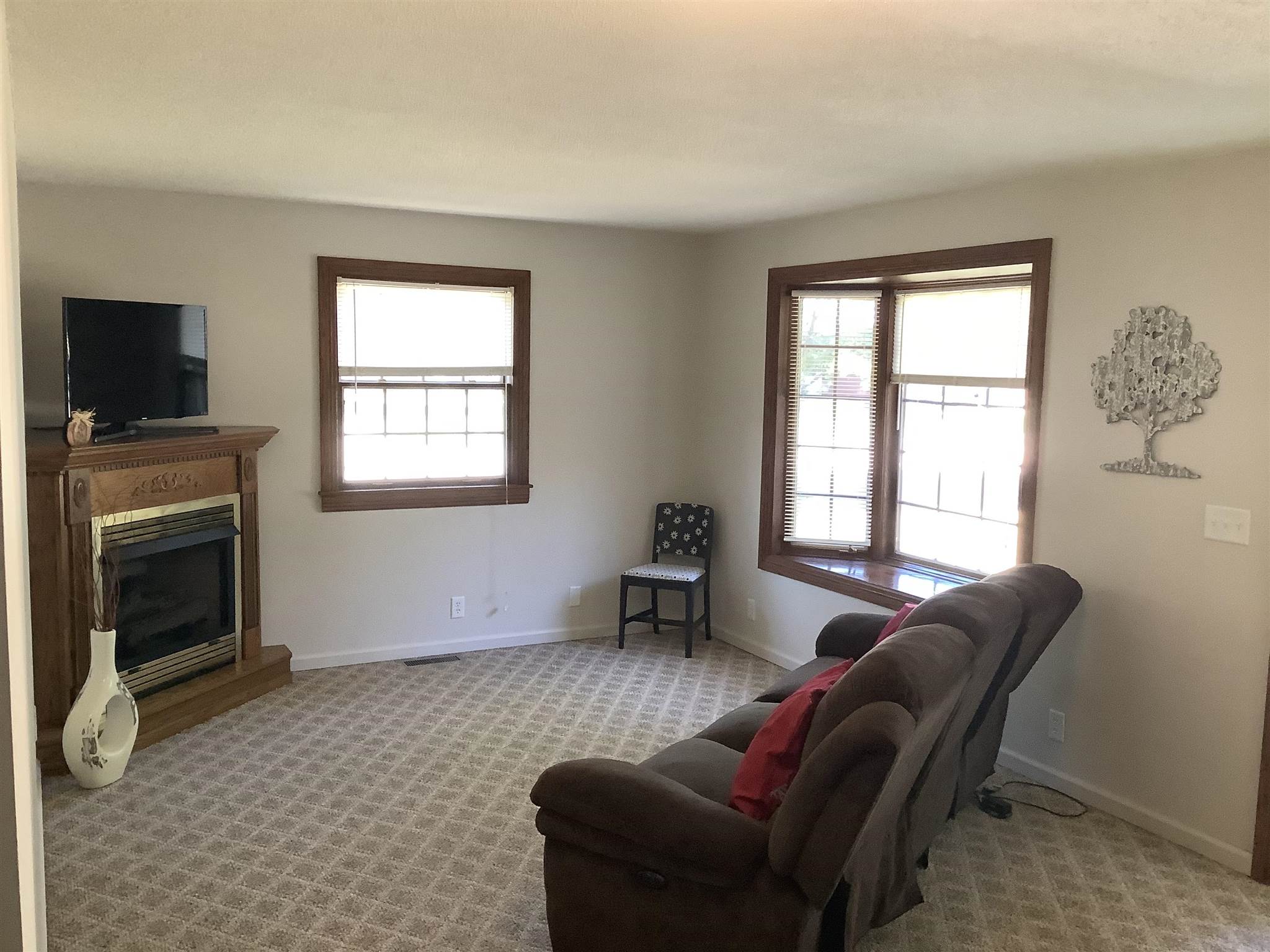 1014 West Oakdene Drive Decatur, IN 46733 - Photo 6 of 32