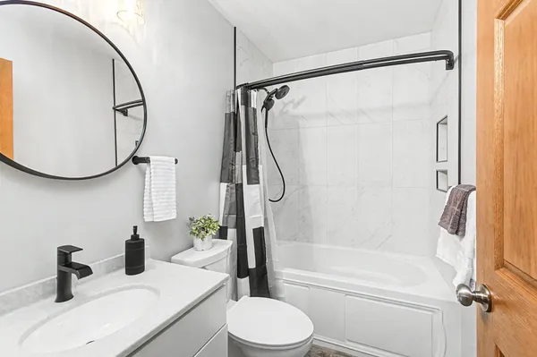 $449,000 | 5 Button Drive, Essex Junction, VT 05452