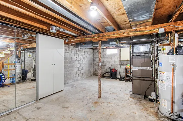 $449,000 | 5 Button Drive, Essex Junction, VT 05452