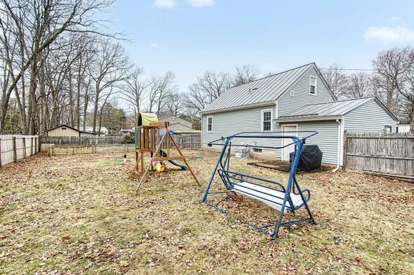 $449,000 | 5 Button Drive, Essex Junction, VT 05452