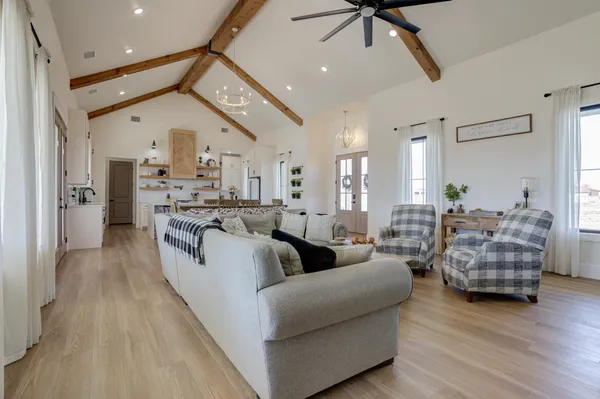 $815,000 | 5302 County Road 1300, Lubbock, TX 79407