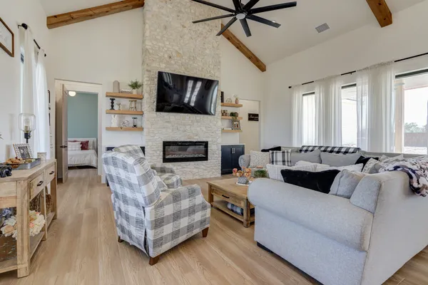 $815,000 | 5302 County Road 1300, Lubbock, TX 79407