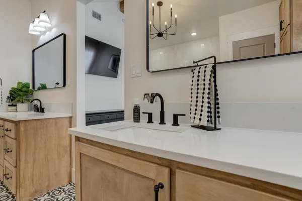 $815,000 | 5302 County Road 1300, Lubbock, TX 79407