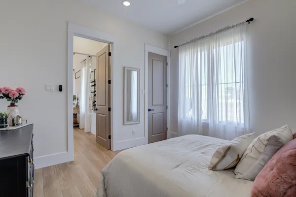 $815,000 | 5302 County Road 1300, Lubbock, TX 79407