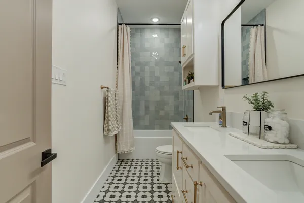 $815,000 | 5302 County Road 1300, Lubbock, TX 79407