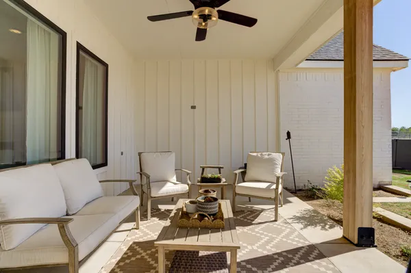 $815,000 | 5302 County Road 1300, Lubbock, TX 79407