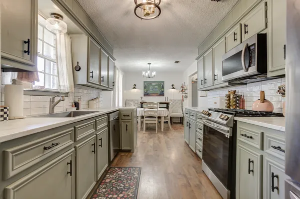 $815,000 | 5302 County Road 1300, Lubbock, TX 79407