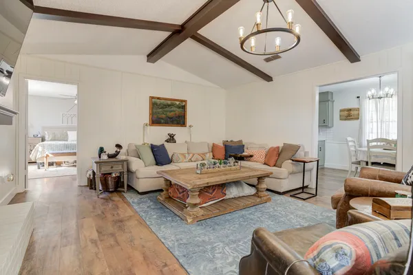 $815,000 | 5302 County Road 1300, Lubbock, TX 79407