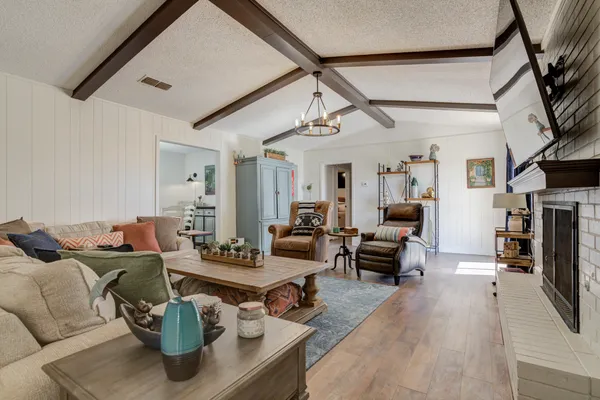 $815,000 | 5302 County Road 1300, Lubbock, TX 79407