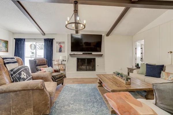 $815,000 | 5302 County Road 1300, Lubbock, TX 79407