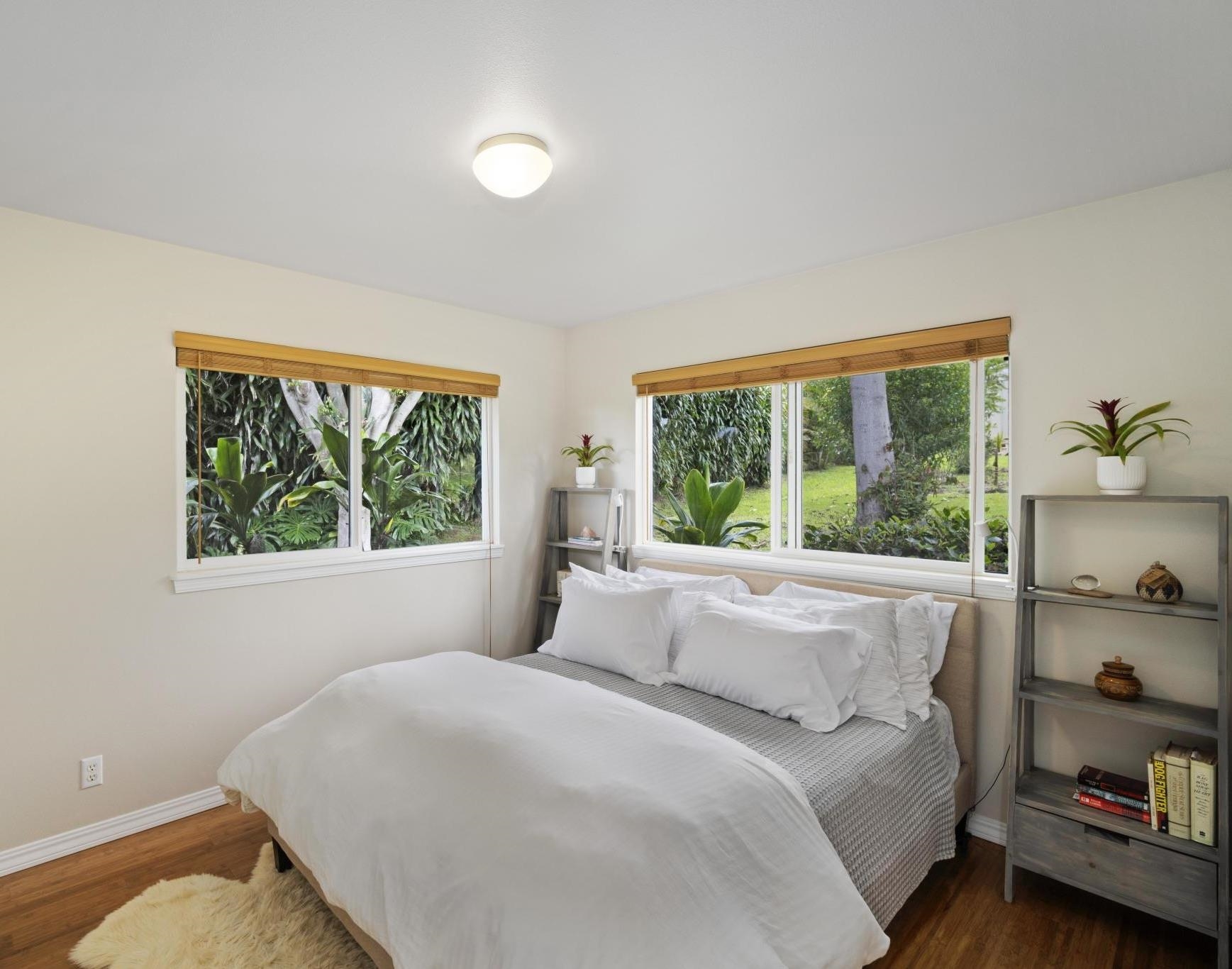 75 Ainakula Road, Unit A Kula, HI 96790 - Photo 17 of 45 a bedroom with a bed and a window