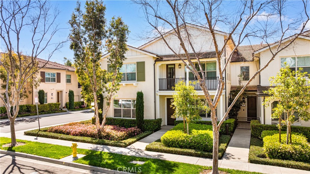 200 Rose Arch Irvine, CA 92620 - Photo 31 of 39 a front view of a house with garden