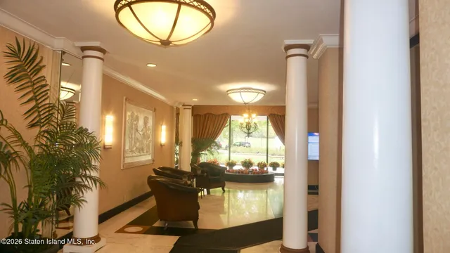 $78,000 | 1100 Clove Road, Unit 2F | Silver Lake