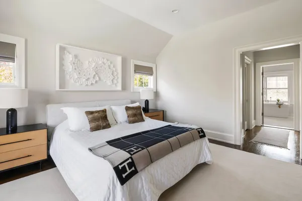 $5,250,000 | 602 Ruggs Path, Sag Harbor, NY 11963