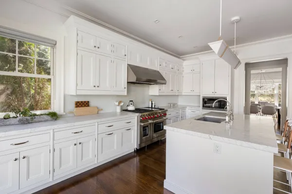 $5,250,000 | 602 Ruggs Path, Sag Harbor, NY 11963