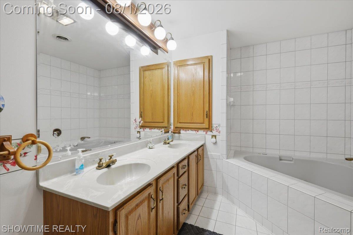 4200 Pierce Road Lapeer, MI 48446 - Photo 44 of 71 41-IMG_8896.jpg