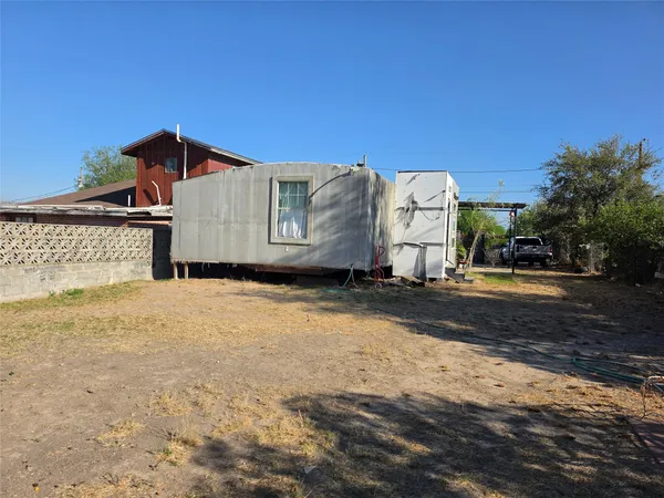 $90,000 | 109 Masterson Road, Laredo, TX 78046