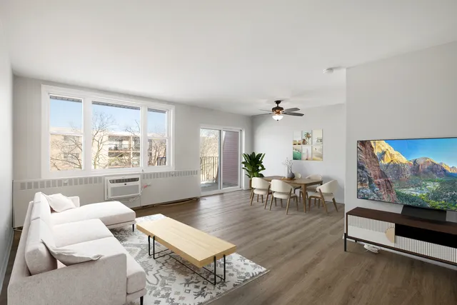 $179,000 | 8712 Skokie Boulevard, Unit 3L, Skokie, IL 60077