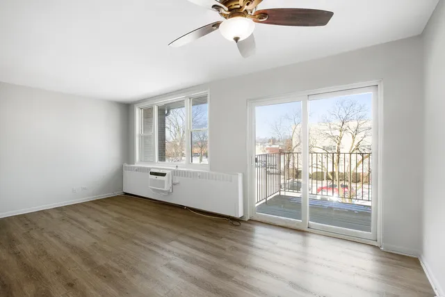 $179,000 | 8712 Skokie Boulevard, Unit 3L, Skokie, IL 60077