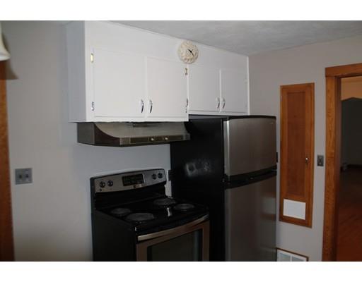 57 Southampton Road Holyoke, MA 01040 - Photo 4 of 18