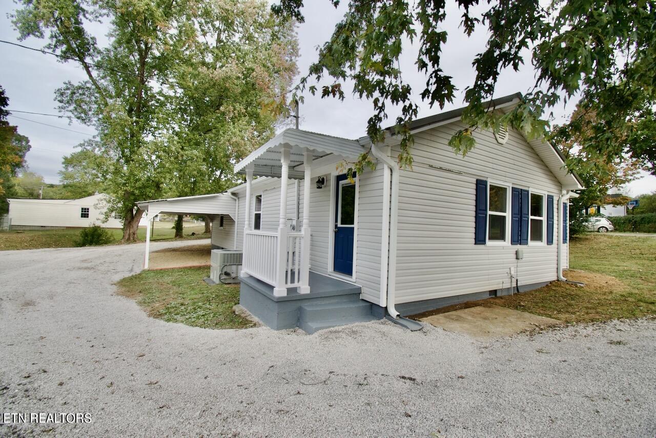 421 Main Road Maryville, TN 37804 - Photo 5 of 43 DSC_0412